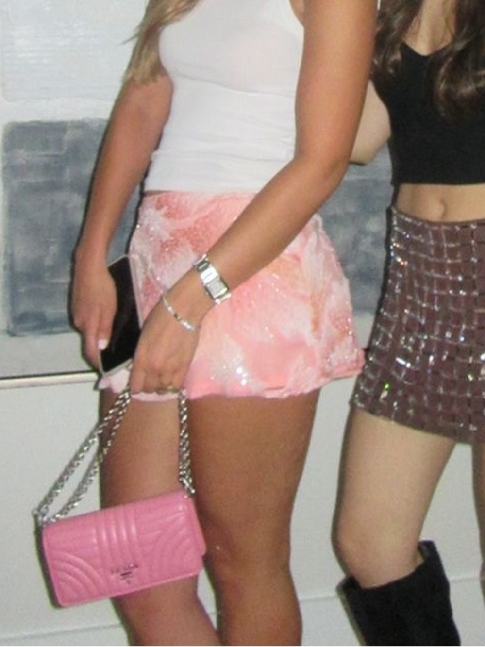 PEPPERMAYO Women's Pink Sequin Mini Skirt - Stylish Party Look - Picture 2 of 3